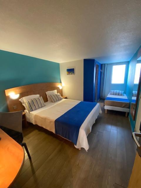 Hotel De La Plage Calais Exterior foto